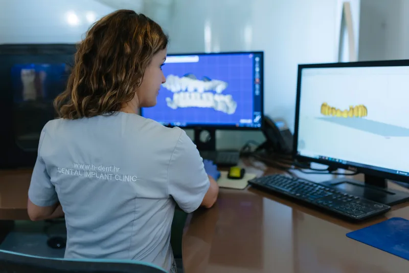 Dugoročna marketinška suradnja s poliklinikama Konzultacija u medicinskoj poliklinici